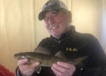 Voyageur Park Lodge - Ice Fishing