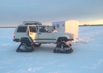 Voyageur Park Lodge - Ice House Rentals