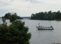 7-1-07-Voyageur-Park-Lodge-Chris-Finseth-Hugo-MN-Enjoyed-cat
