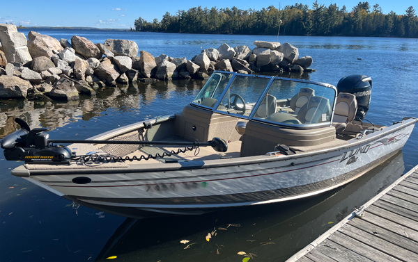 Lund Explorer Sport 1825