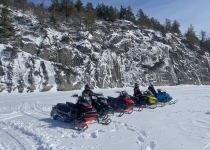 Voyageur Park Lodge - Snowmobiling